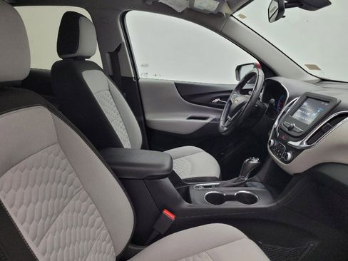 Used 2018 Chevrolet Equinox LT FWD image 21