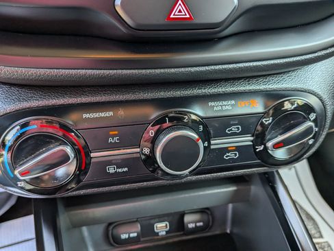 Used 2022 Kia Soul LX w/ Technology Package FWD image 47