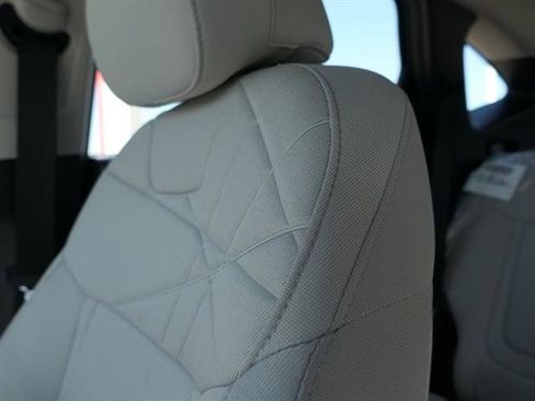 New 2025 Hyundai Tucson SE image 12