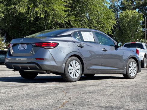 Used 2025 Nissan Sentra S image 4