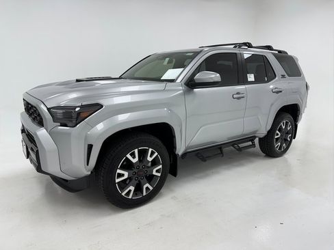 Used 2025 Toyota 4Runner TRD Sport image 5