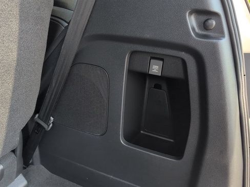 Used 2024 Honda Odyssey Elite image 42