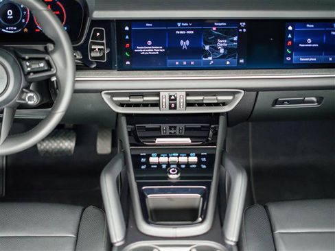 Certified 2026 Porsche Cayenne AWD/4WD image 25