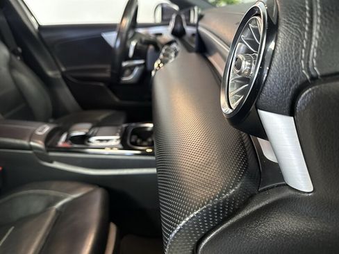 Used 2019 Mercedes-Benz A 220 w/ AMG Line image 21