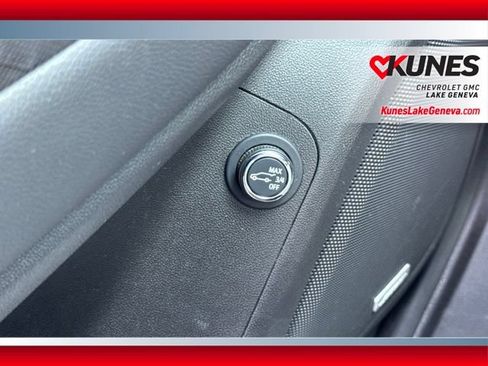 Used 2023 GMC Acadia AT4 w/ GMC Pro Grade Package AWD/4WD image 38