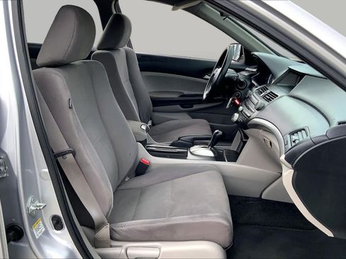 Used 2011 Honda Accord LX image 8