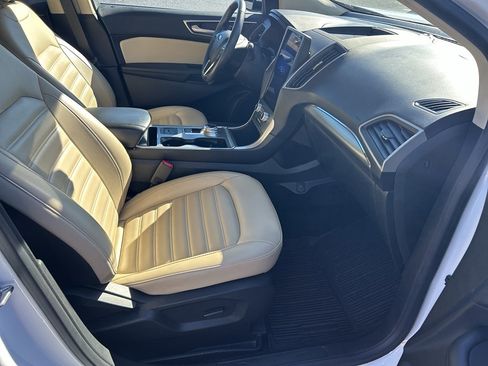 Used 2022 Ford Edge SEL w/ Convenience Package image 22