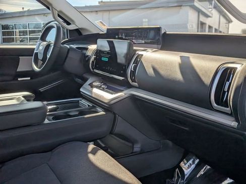 Used 2025 Ford Expedition Max Active RWD image 43