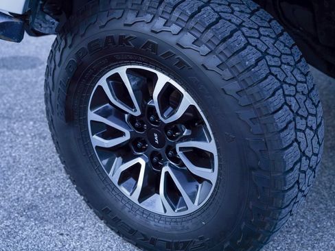 Used 2013 Ford F150 Raptor w/ Luxury Equipment Group AWD/4WD image 4