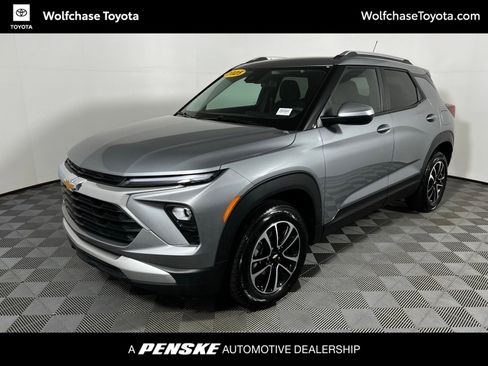 Used 2025 Chevrolet TrailBlazer LT AWD/4WD image 1