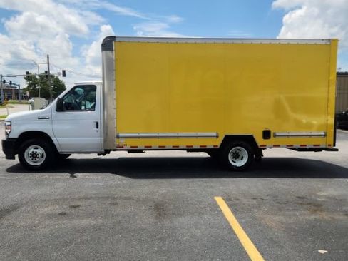 Used 2023 Ford E-350 and Econoline 350 Super Duty w/ Driver's Safety Package RWD image 2