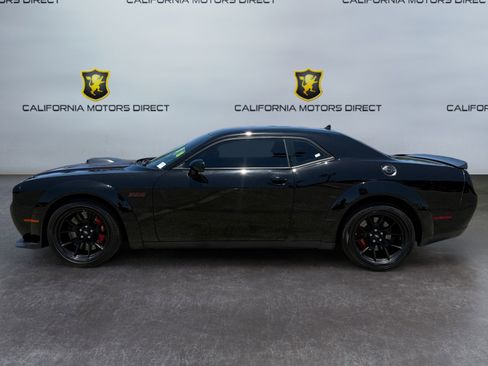 Used 2023 Dodge Challenger R/T Scat Pack RWD image 2