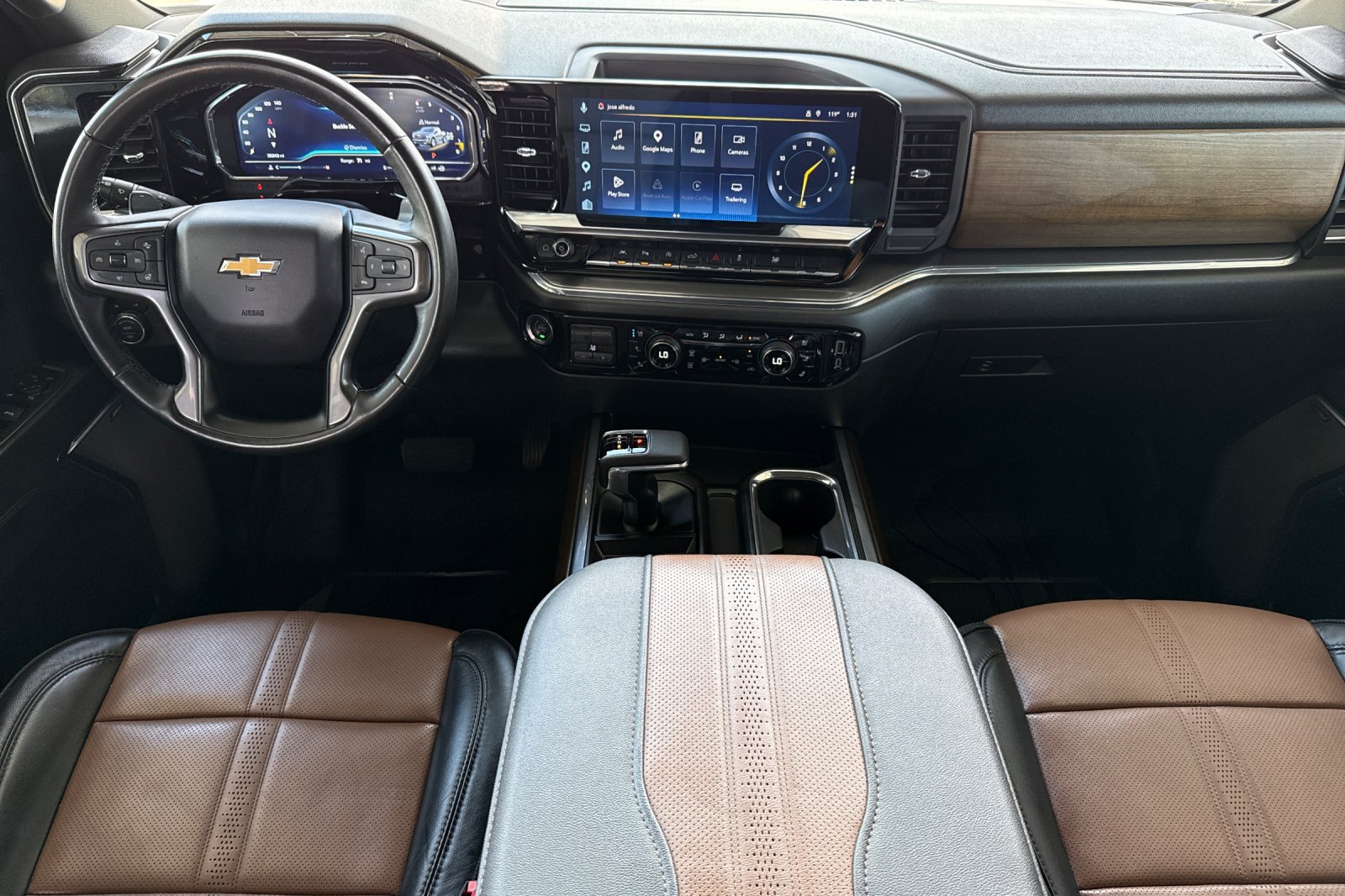 Used 2024 Chevrolet Silverado 1500 High Country w/ High Country Premium Package AWD/4WD image 21