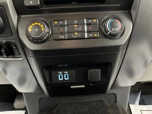 Used 2018 Ford F150 XLT w/ Equipment Group 302A Luxury AWD/4WD image 29