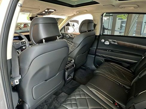 New 2025 Genesis GV80 3.5T Prestige image 37