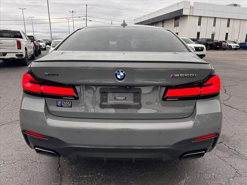 Used 2021 BMW M550i xDrive w/ Premium Package image 10