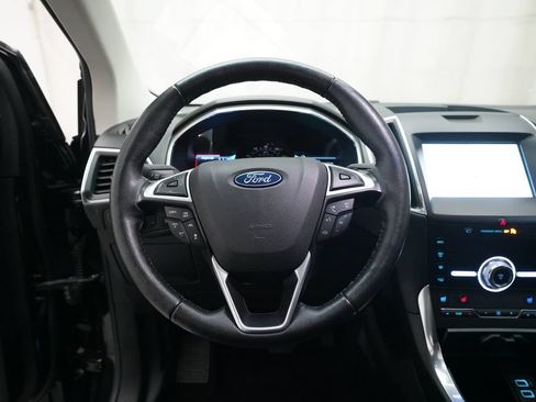Used 2020 Ford Edge Titanium w/ Equipment Group 301A AWD/4WD image 4