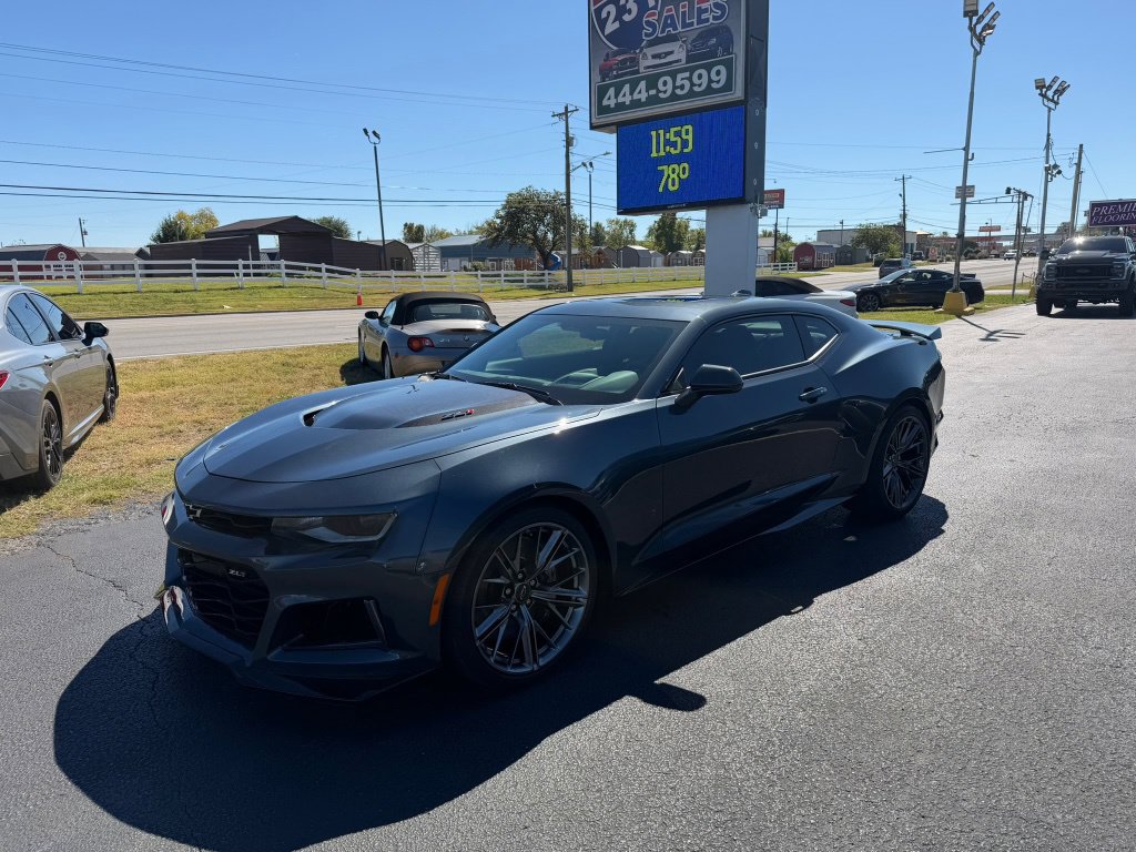 Used 2023 Chevrolet Camaro ZL1 RWD image 6