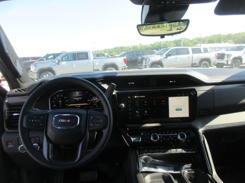 New 2026 GMC Sierra 2500 AT4X AWD/4WD image 16