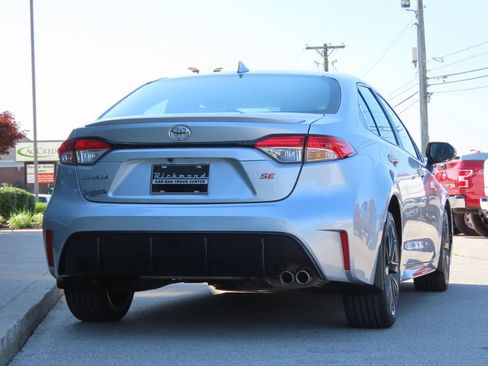 Used 2024 Toyota Corolla SE FWD image 5