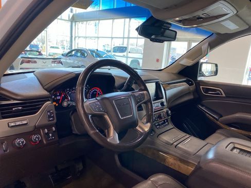 Used 2016 GMC Yukon Denali w/ Open Road Package image 10