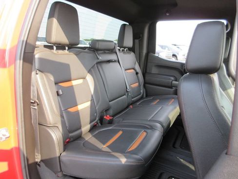 Used 2021 GMC Sierra 1500 AT4 AWD/4WD image 22