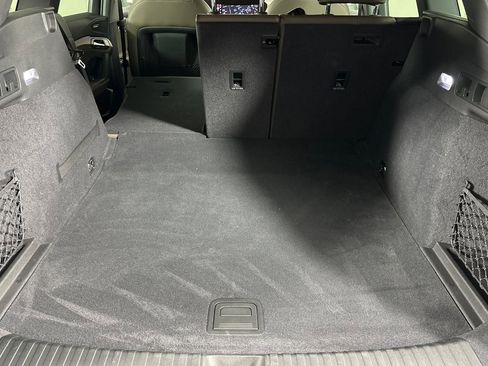 Used 2025 Audi Q6 e-tron Premium w/ Convenience Package image 14