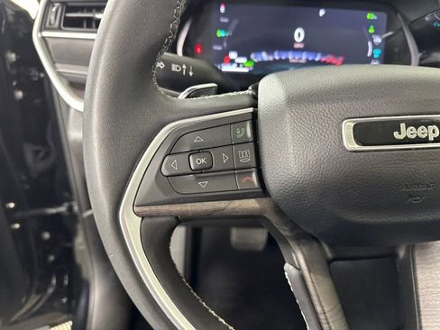 Used 2023 Jeep Grand Cherokee 4WD 4xe image 15