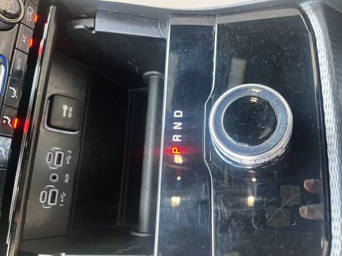 Used 2024 Jeep Grand Cherokee L Limited RWD image 24