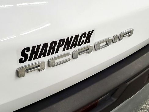 Used 2025 GMC Acadia Elevation image 25