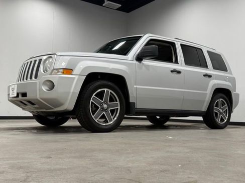 Used 2008 Jeep Patriot Sport AWD/4WD image 5