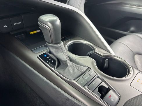 Used 2023 Toyota Camry XSE FWD image 20