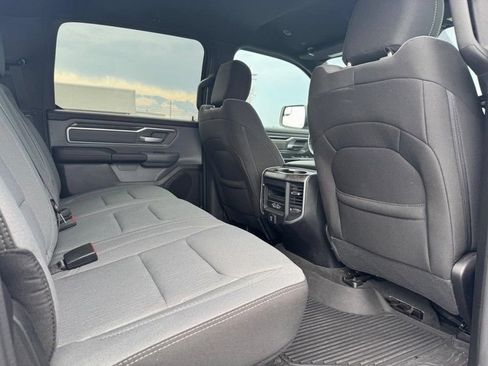 Used 2022 RAM 1500 Big Horn AWD/4WD image 12