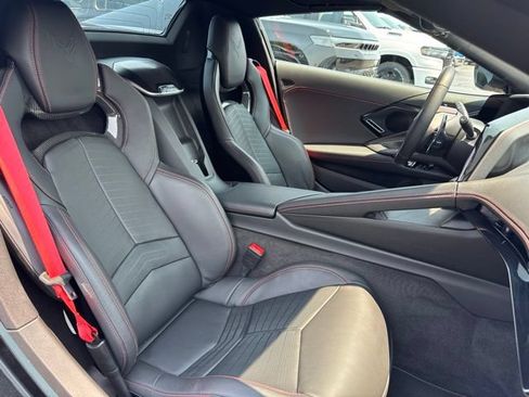Used 2026 Chevrolet Corvette E-Ray w/ Stealth Interior Trim Package AWD/4WD image 26