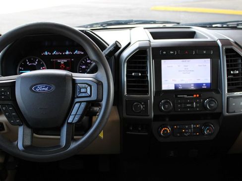 Used 2020 Ford F250 XLT AWD/4WD image 11