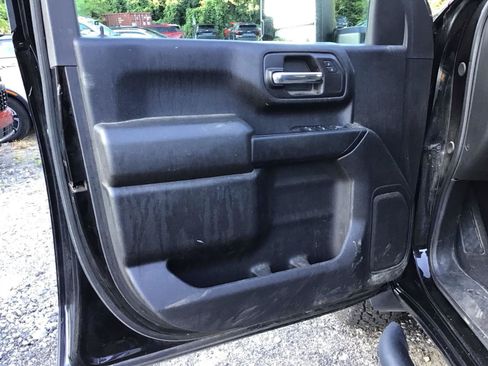 Used 2024 Chevrolet Silverado 2500 Custom w/ Custom Value Package AWD/4WD image 10