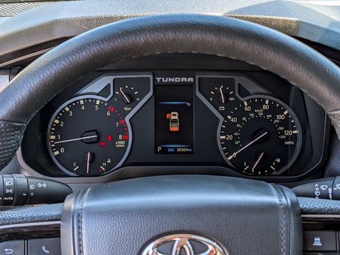 Used 2022 Toyota Tundra Limited AWD/4WD image 21