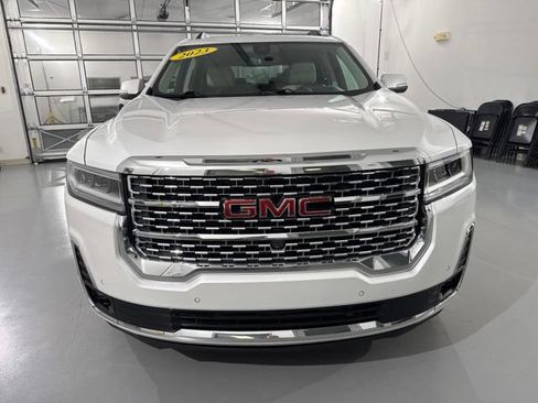 Used 2023 GMC Acadia Denali w/ Denali Ultimate Package FWD image 2