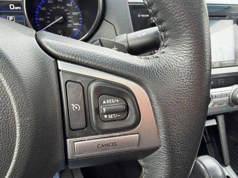 Used 2017 Subaru Legacy 2.5i Limited image 17