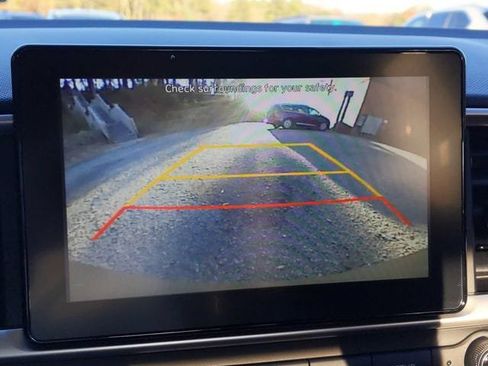 Used 2021 Hyundai Venue SEL FWD image 18