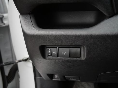 Certified 2025 Toyota RAV4 LE image 27