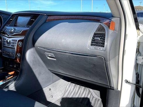 Certified 2019 INFINITI QX80 Luxe w/ All-Season Package image 21