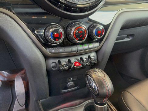 Used 2019 MINI Cooper Countryman S w/ Premium Package FWD image 22