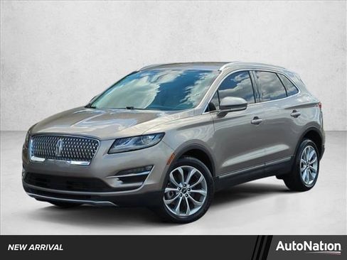 Used 2019 Lincoln MKC Select w/ Select Plus Package FWD image 1