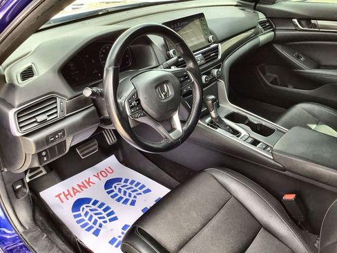 Used 2022 Honda Accord Sport image 10