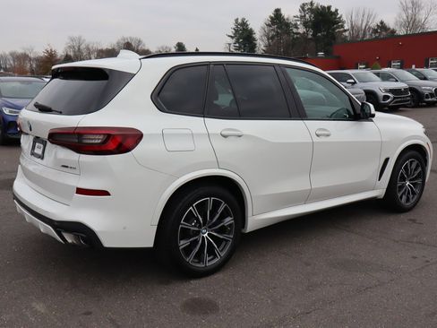 Used 2023 BMW X5 xDrive40i w/ M Sport Package image 5