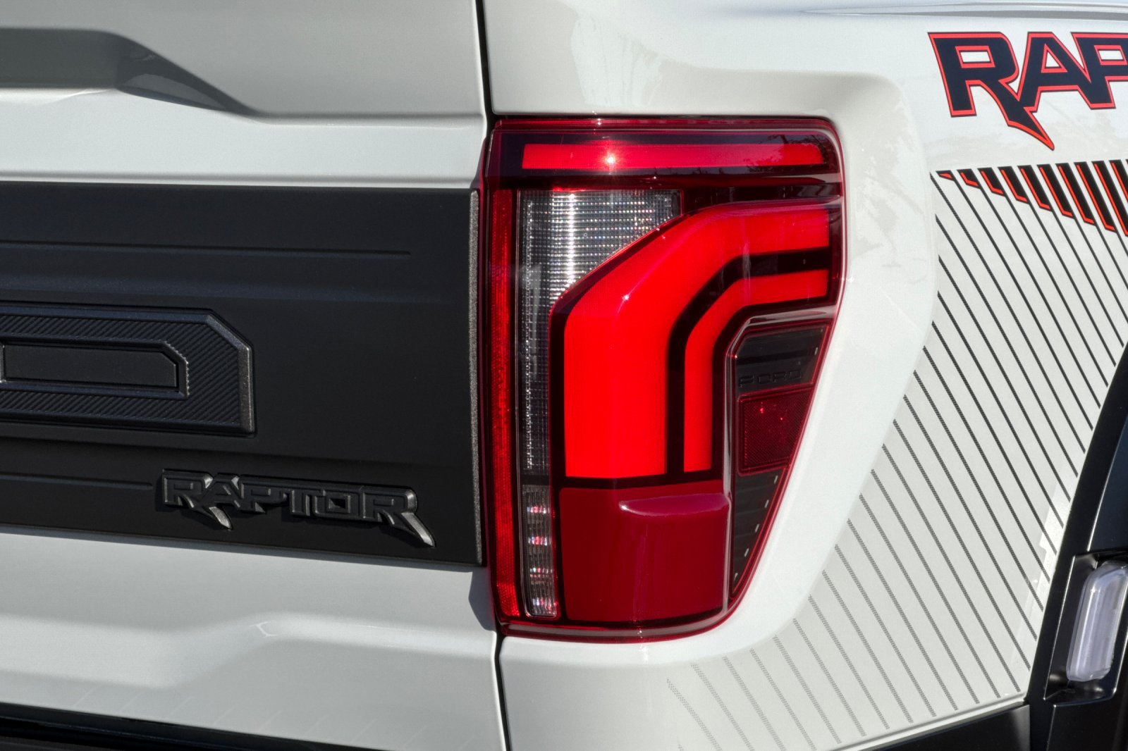New 2026 Ford F150 Raptor AWD/4WD image 32