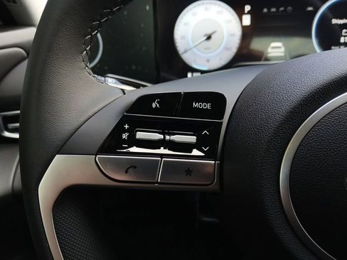 New 2026 Hyundai Elantra Limited FWD image 18