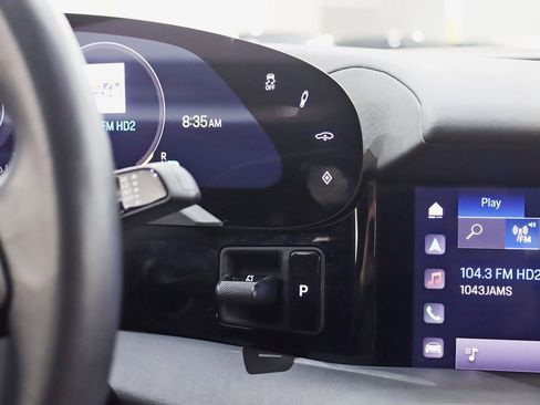 Used 2021 Porsche Taycan 4S image 17