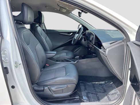 Used 2023 Kia Niro Wind FWD image 27